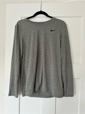 Women’s Nike Dark Gray Long Sleeve Top